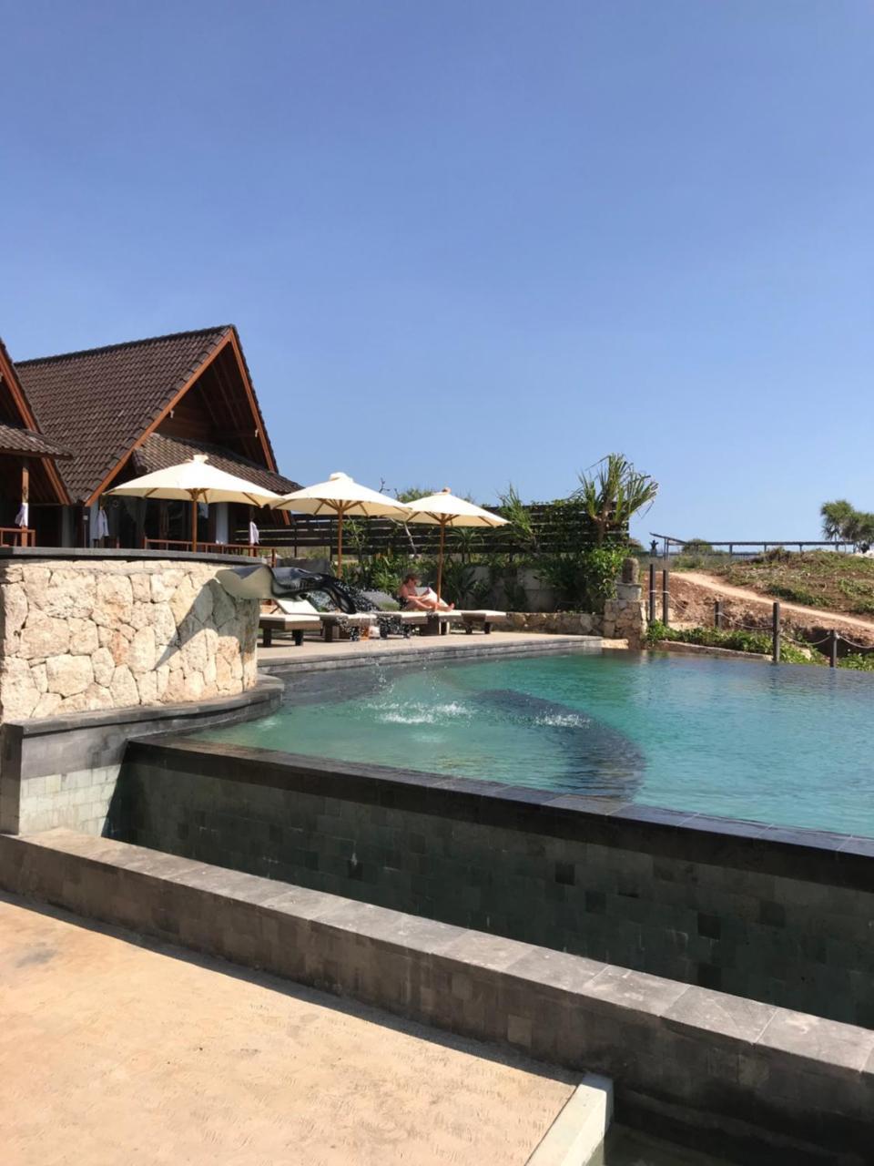 D'Byas Dream Beach Club And Villa Нуса-Лембонган Экстерьер фото
